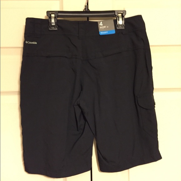Columbia shorts regular fit. Size 4. NWT - Picture 3 of 5